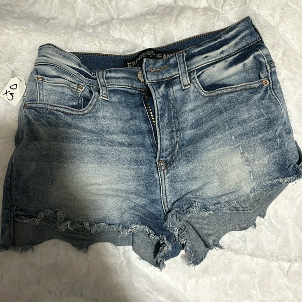 women’s shorts